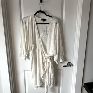 Aakaaa Linen Dress- BRAND NEW WITH TAGS- cream, size Medium